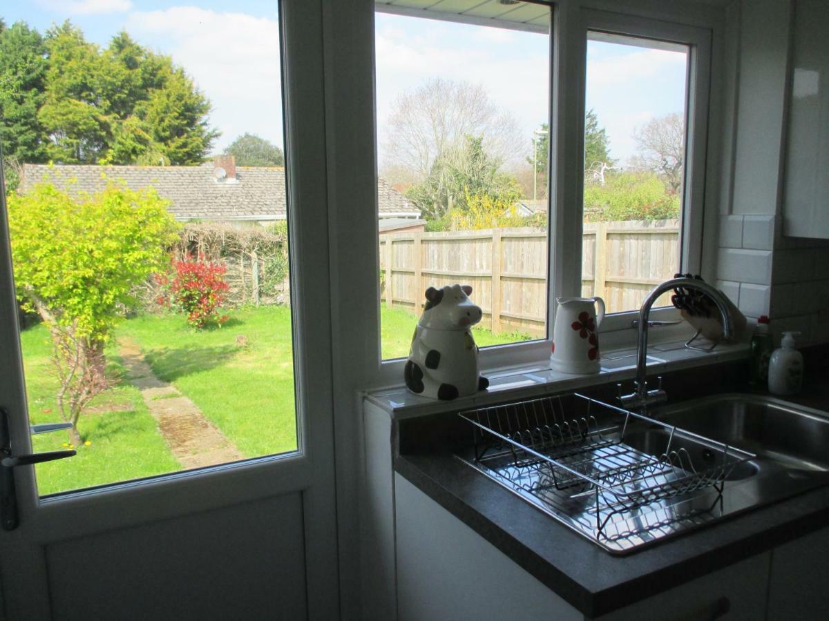 The Bungalow Lymington With New Forest 1 Mileヴィラ エクステリア 写真