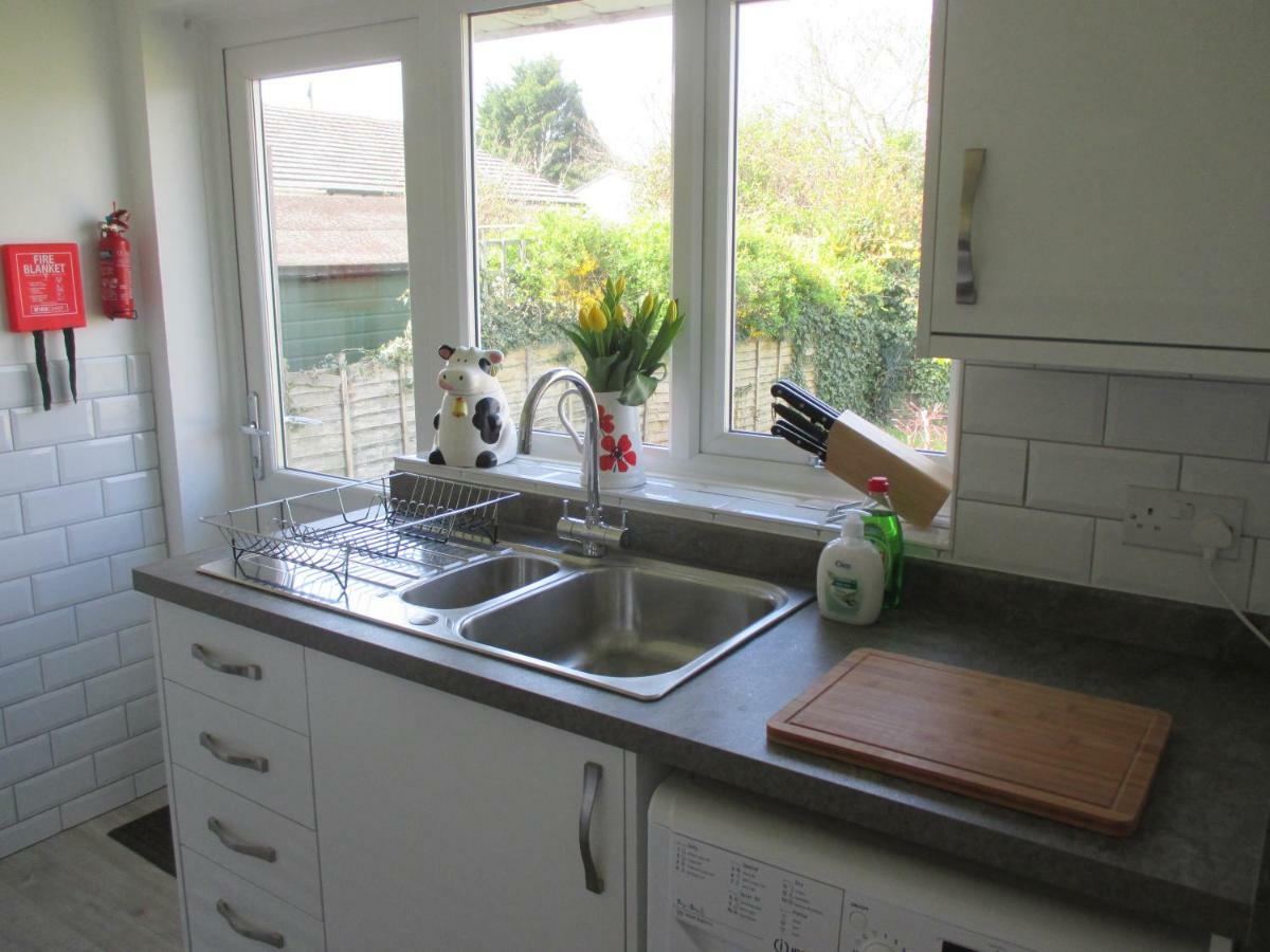The Bungalow Lymington With New Forest 1 Mileヴィラ エクステリア 写真